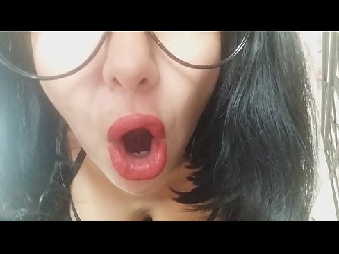 ❤️ Mieloji, tavo patėvis šiandien neleis tau eiti į mokyklą... Man tavęs per daug reikia... ❤❌ Namų porno prie mūsų ❌